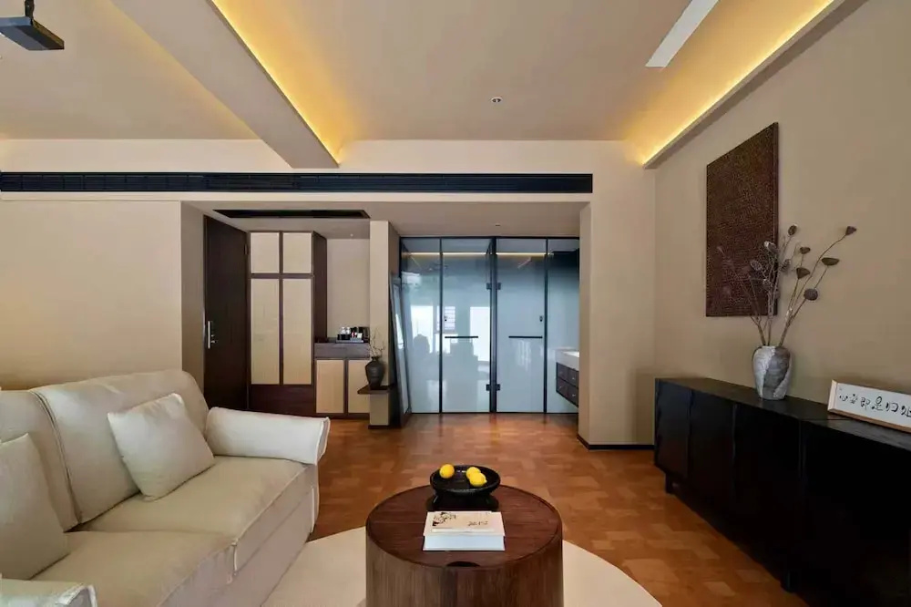 Fenghuang County Border Town Mountain Resort Homestay