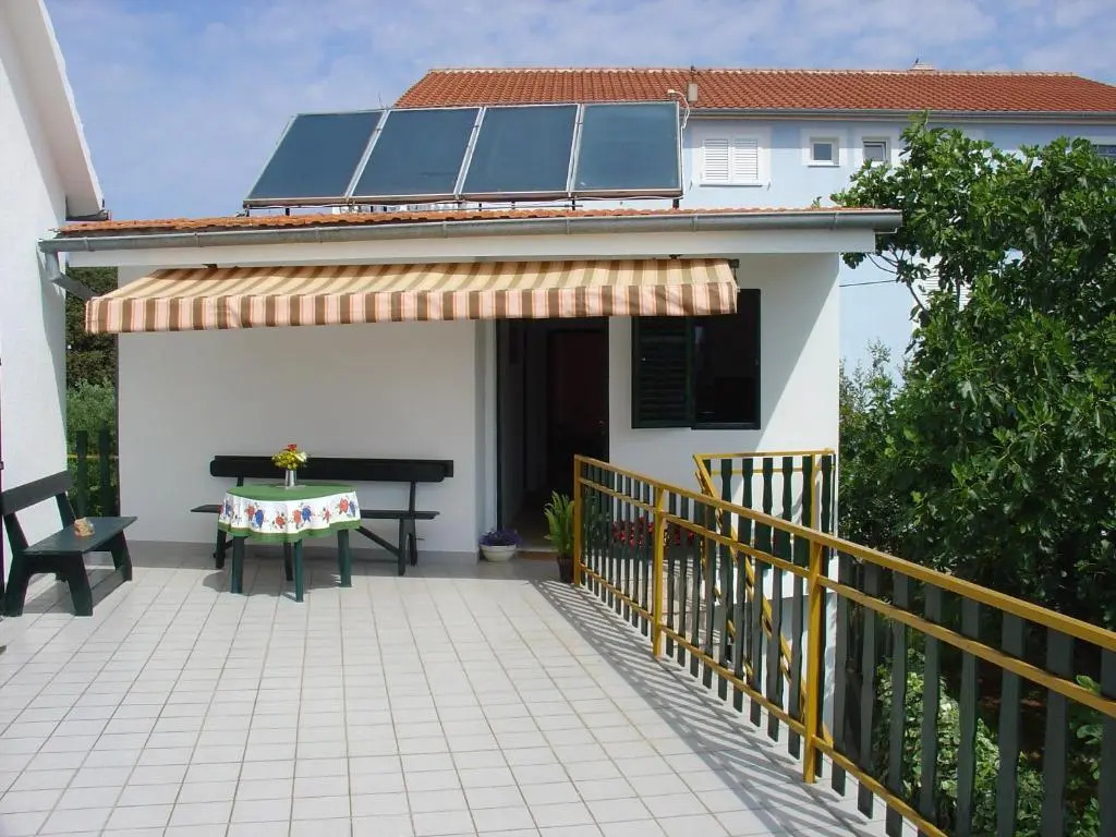 Apartments and Rooms Mirjana