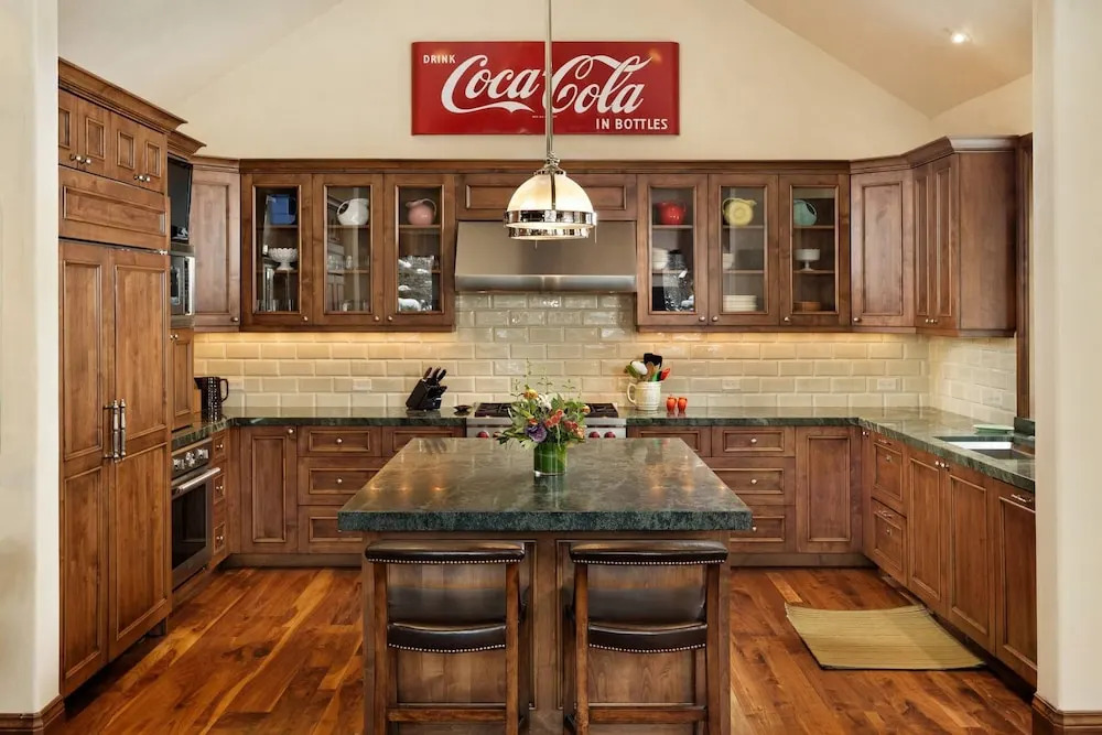 Fox Crossing Luxury Home