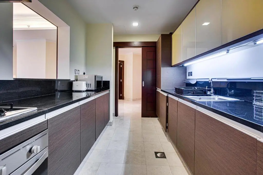 TAJ 5* Palm Jumeirah apartment with beach access