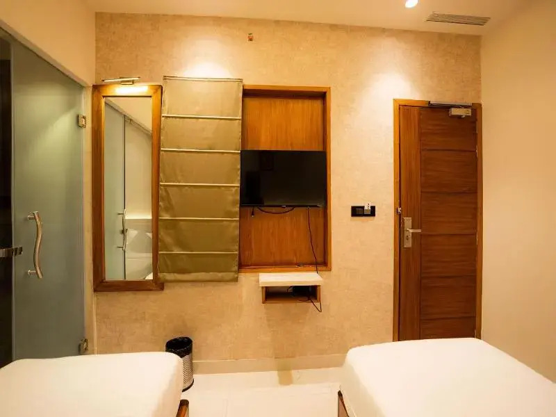 Hotel RR 62-Jaipur City Centre Hotel