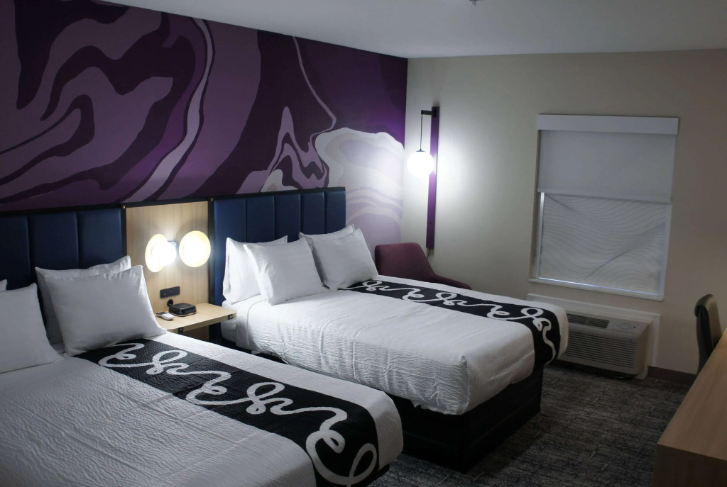 La Quinta Inn & Suites by Wyndham Memphis East