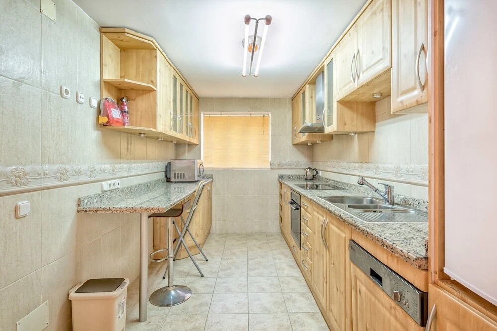 Rincón del Golf - Luxury 3BR Townhouse With Roof Solarium, Terrace, 10 min Walk to the Beach, Wifi
