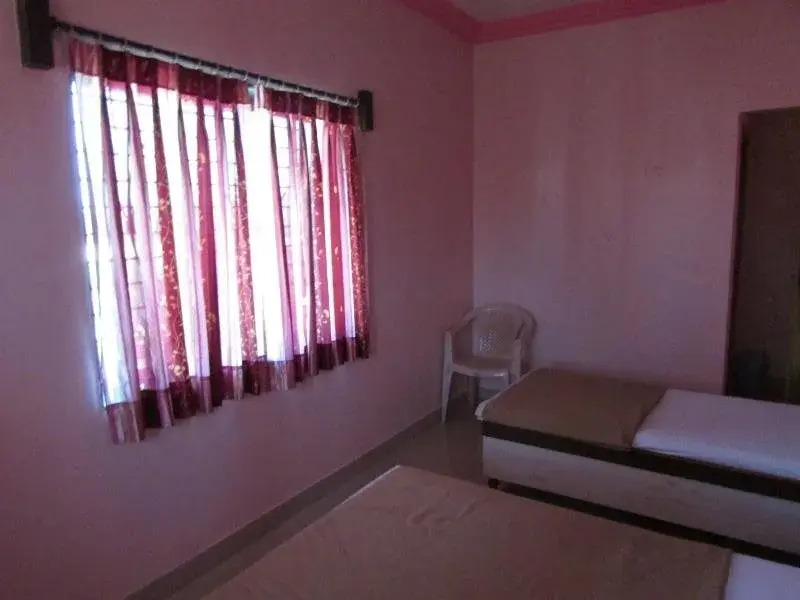 Hotel Sai Aradhana