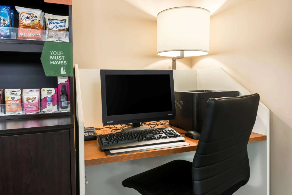 Comfort Suites Baymeadows Near Butler Blvd