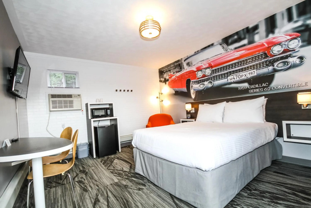 Cadillac Motel Niagara