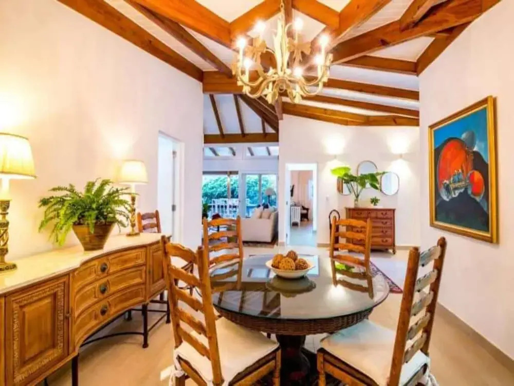 Sunny Vacation Villa 26