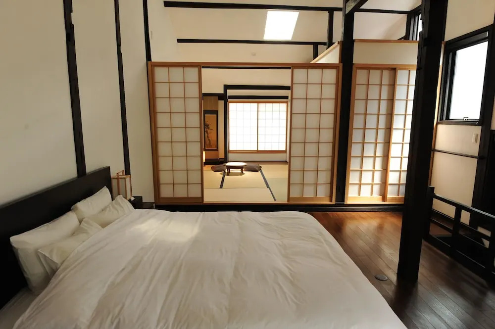 Canal House Takasegawa