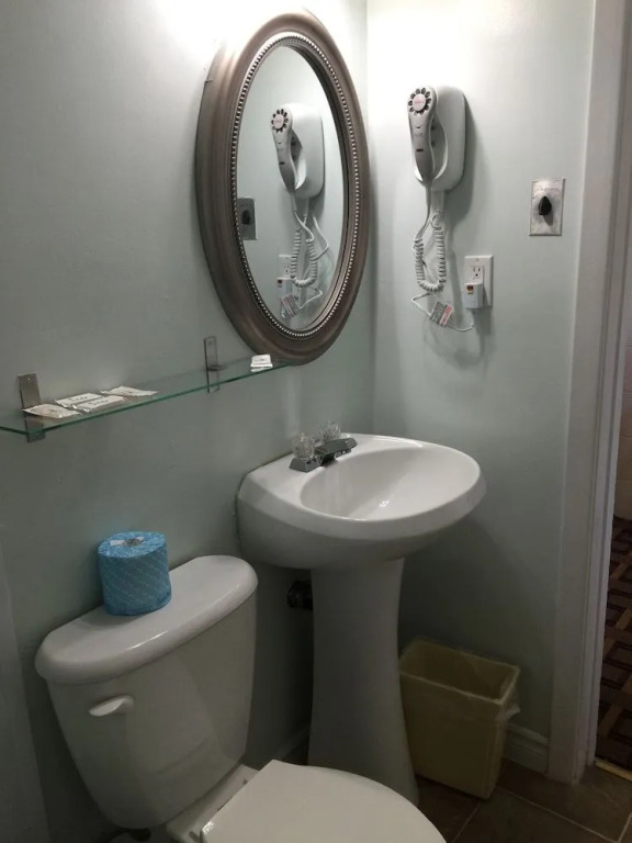 Park Place Motel & Suites