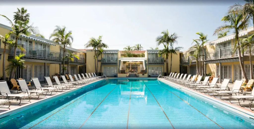 The Lafayette Hotel, Swim Club & Bungalows