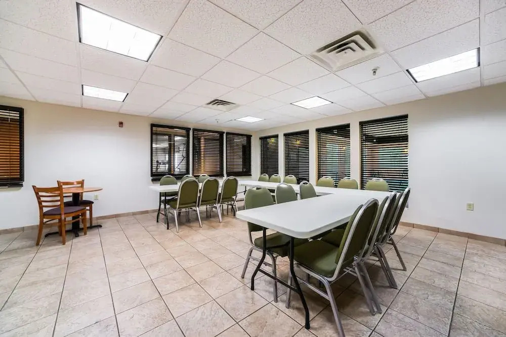 Home Towne Suites O'Fallon