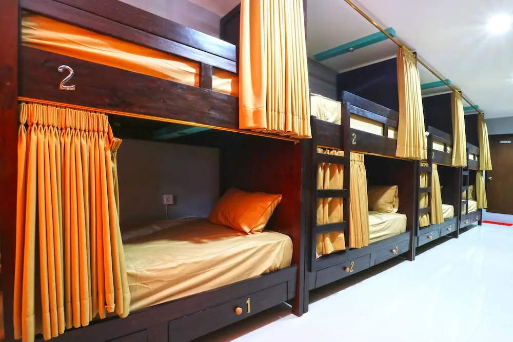 Raja Rani Hostel