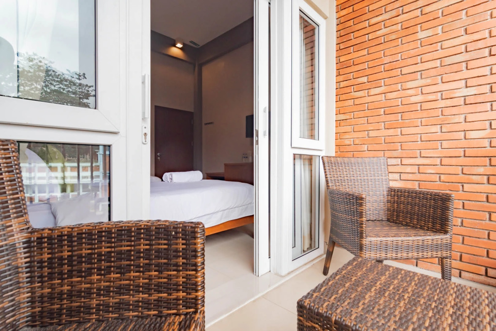 Urbanview Hotel Syariah Insani Cisarua Puncak