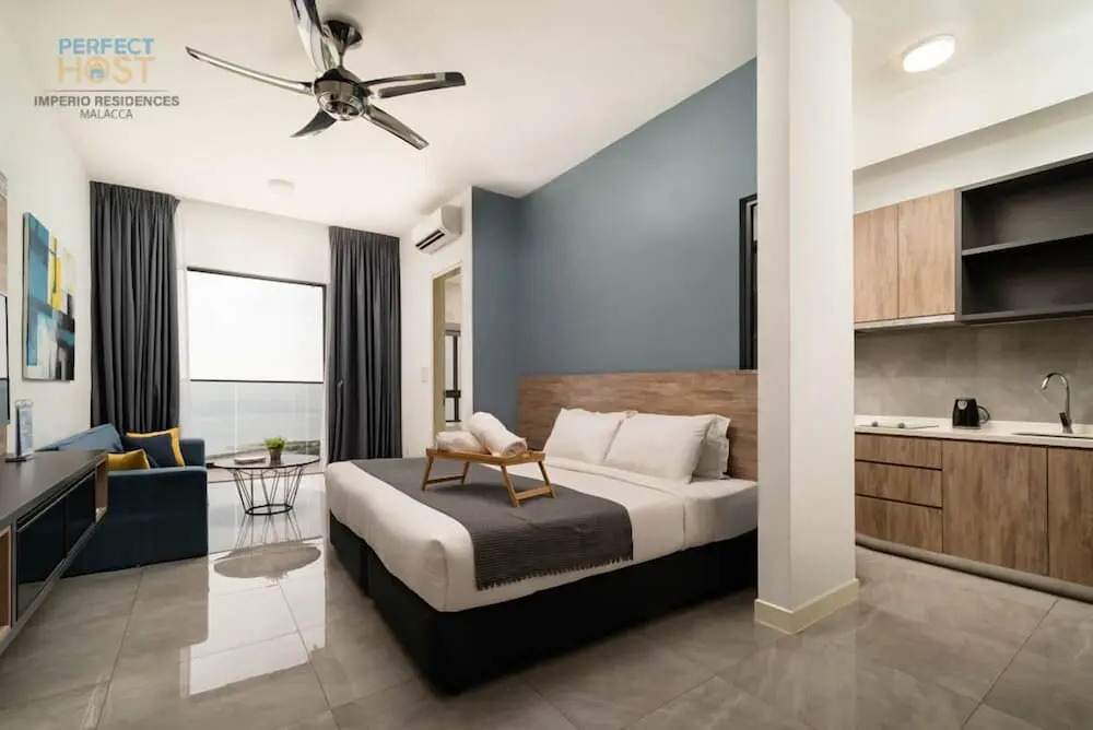 Imperio Residence Seafront by Perfect Host
