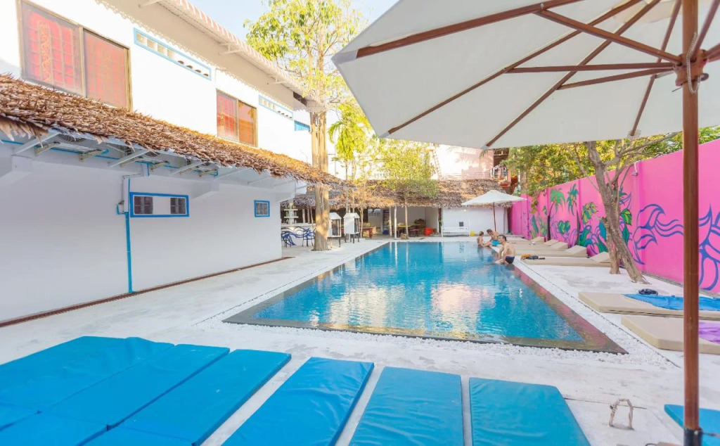 Kafu Hostel & Pool