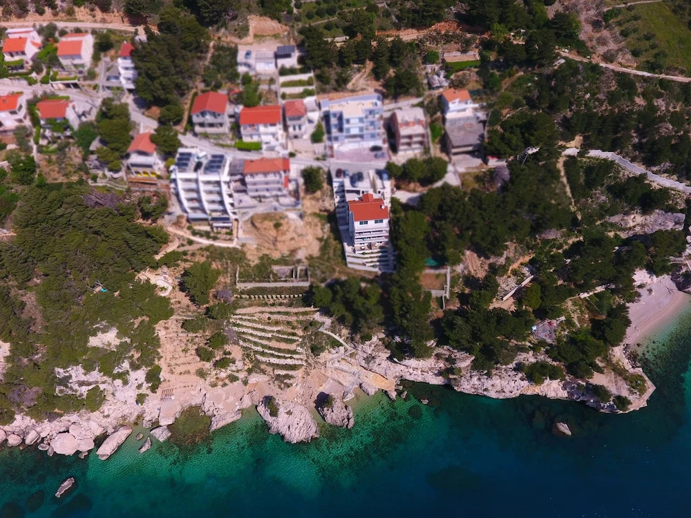 Great Nature in Amazing Inviorment With a Private Beach