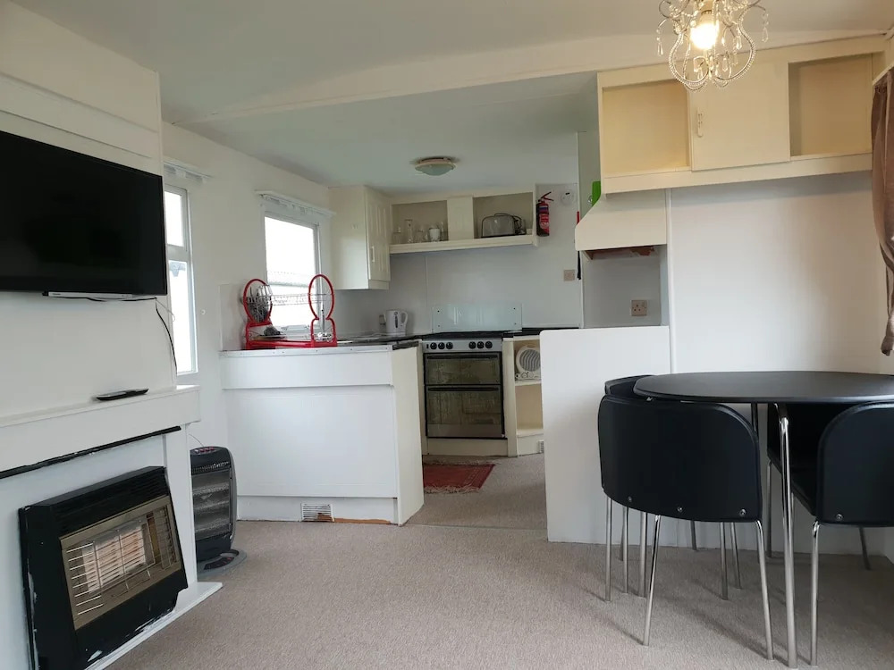 Marine Holiday Park Luxury Caravan