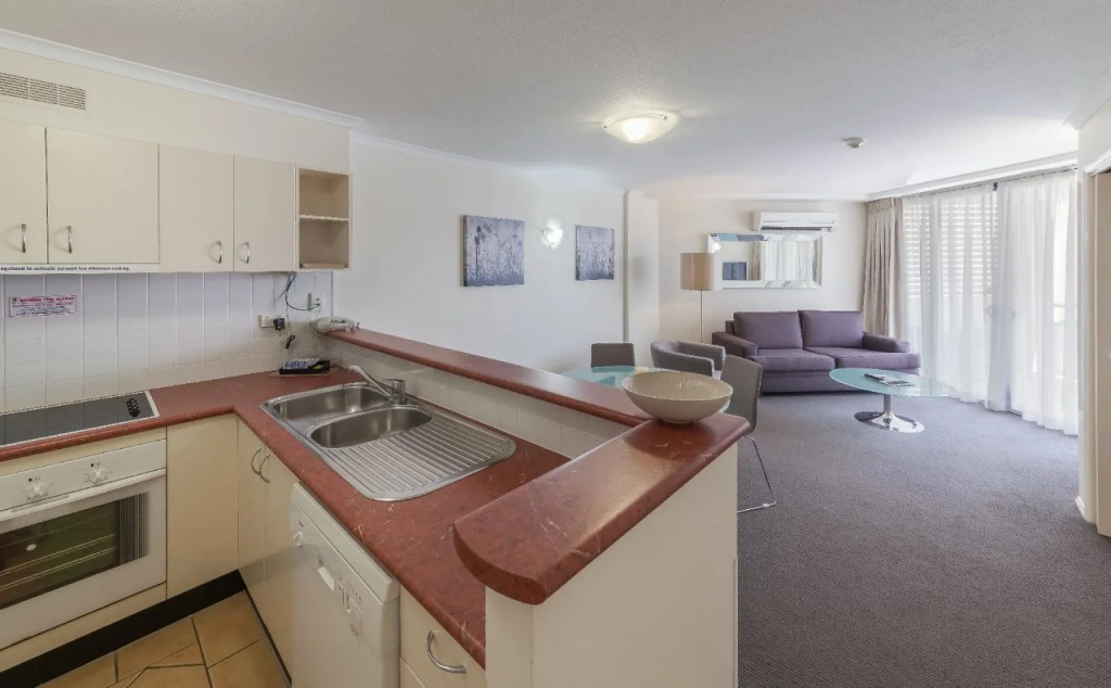 West End Central Apartments