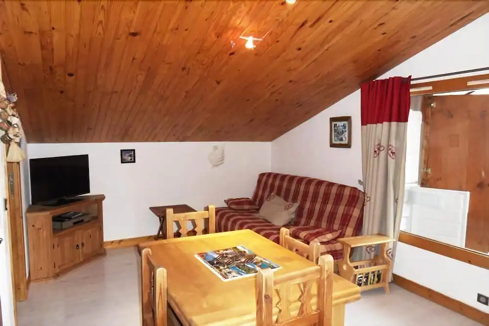 Belle Plagne Two-roomed for 4 People, Located in the Resort Center Cs1410
