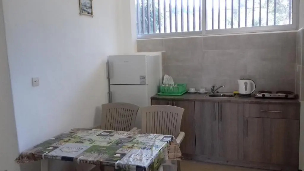 Kavos Aparthotel