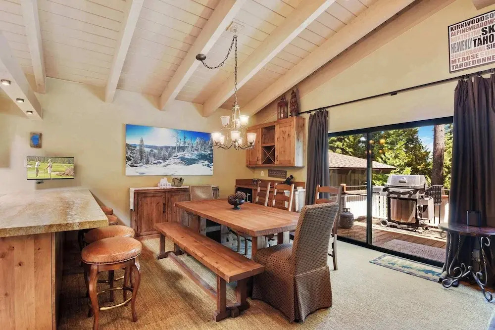 Waters Edge Oasis Shared Pool & Pier Access