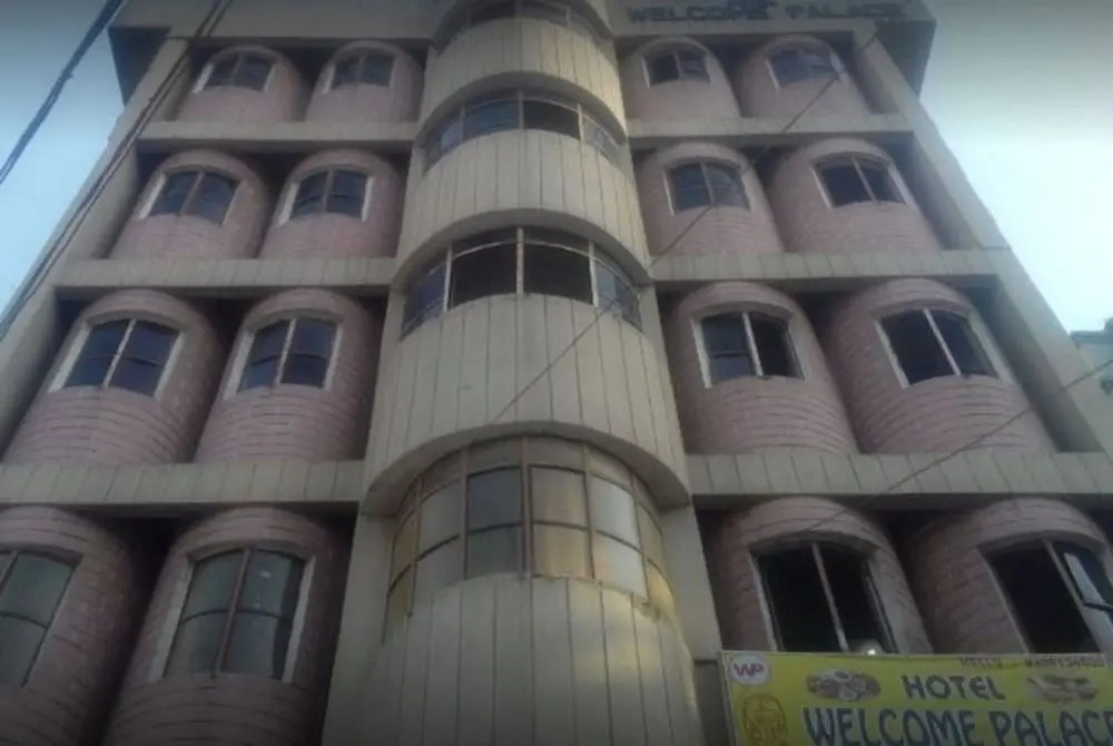 Goroomgo Raj Residency Patna