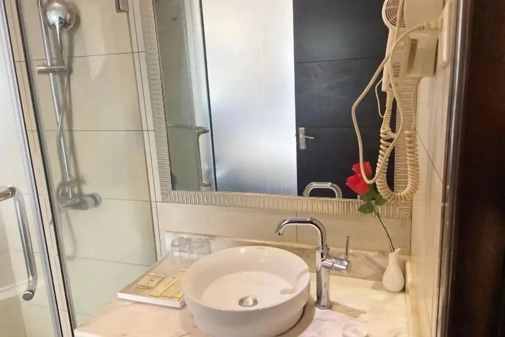 Dengfeng Hotel