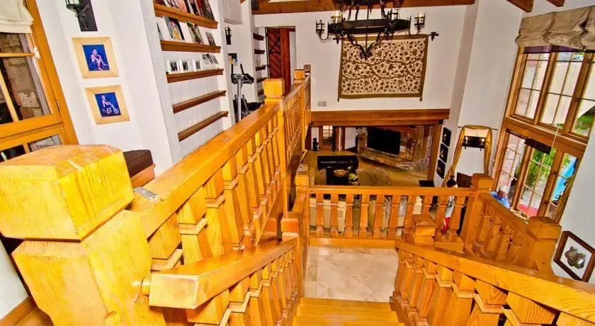 Chandler Estates Euro Castle