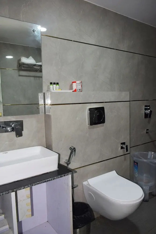 Country Ambience Hotel By Jags City Mall