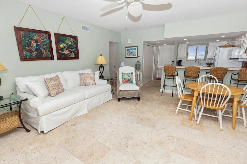 Sandpiper Cove 1151 2 Bedroom Condo by RedAwning