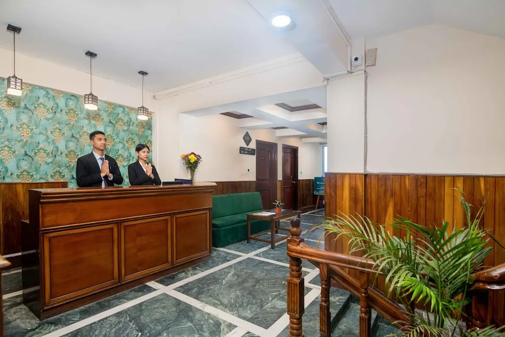 Muscatel Roma - 400 Mts from Mall Road