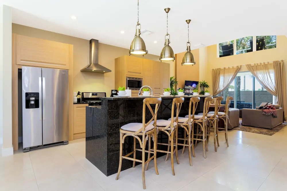 Stunning 4 Bd Close To Disney @ Magic Village 3247