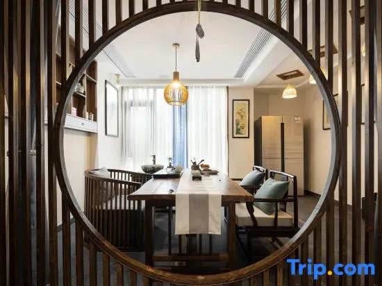 Wuyuan Mishu·Shiguang Homestay (County Center Xiangao Ancient City)