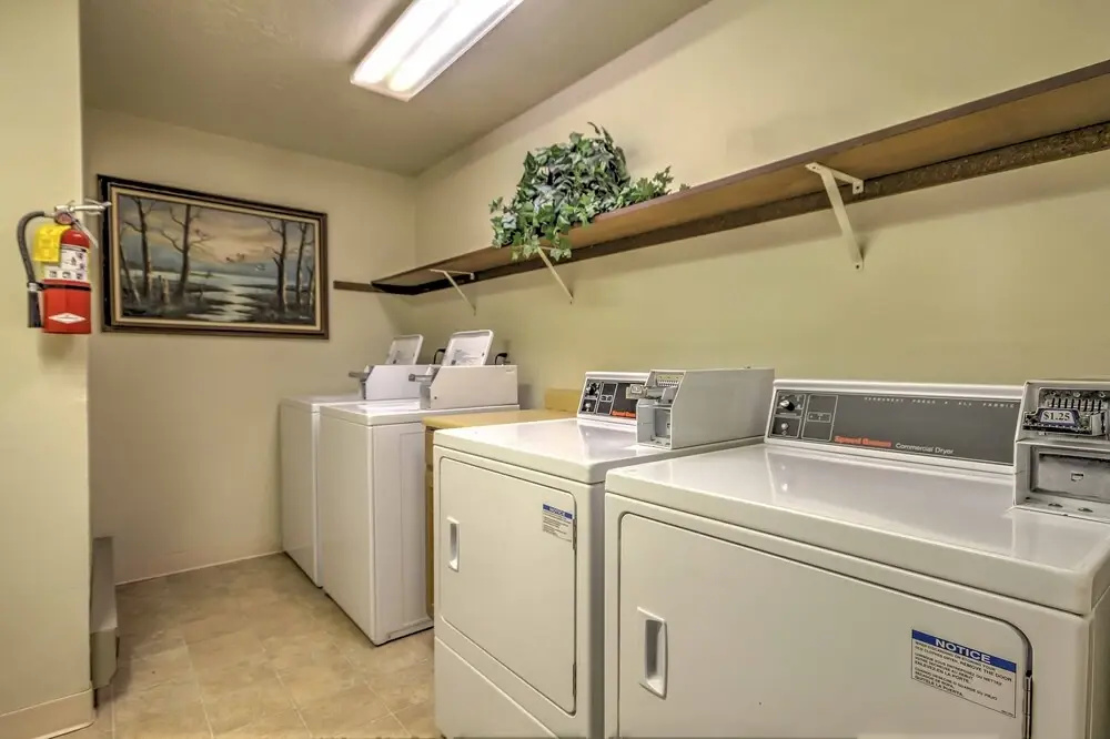 Timberbrook Village Condo: Community Pool, Hot Tub