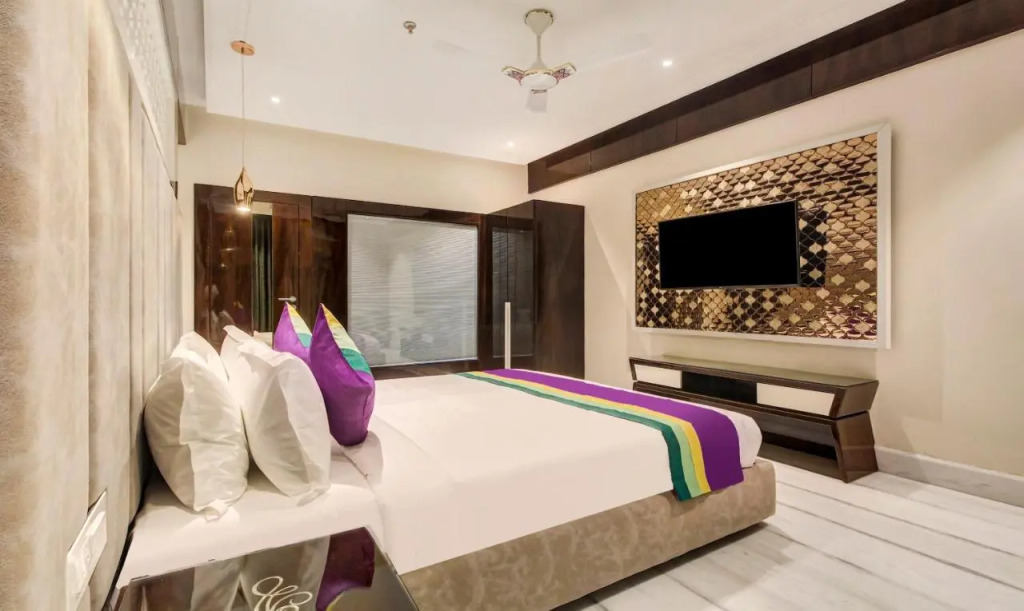 Treebo Premium Tahoora International