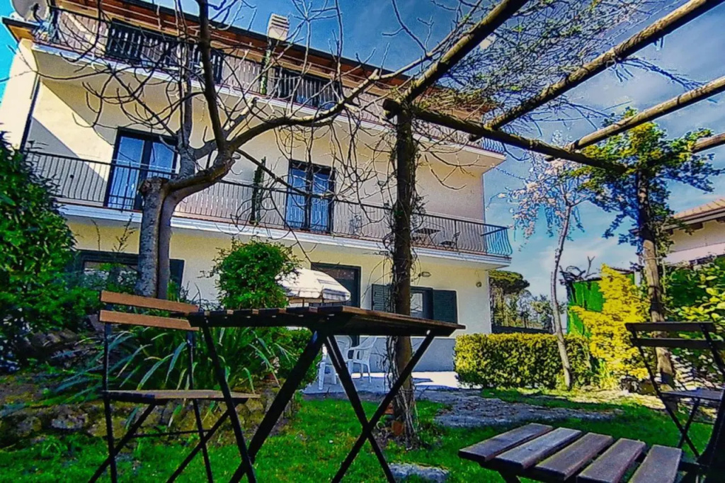 House Rene