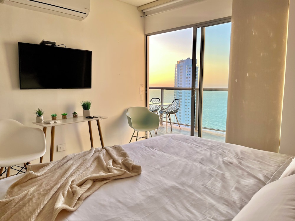 Calamari Homes-Infinitum 3302-Bocagrande