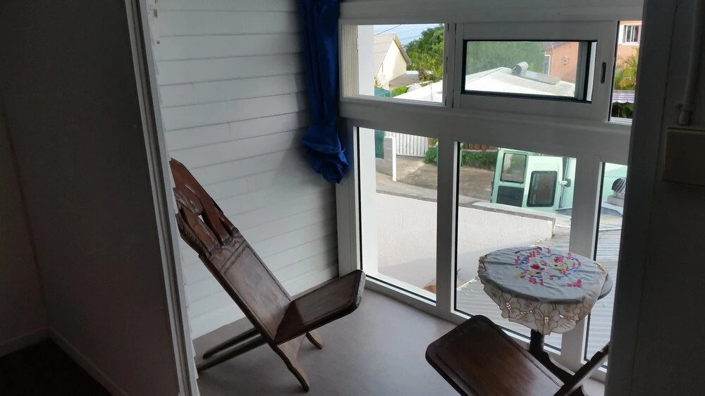 House With 2 Bedrooms in Petite-île, With Wonderful sea View, Furnishe