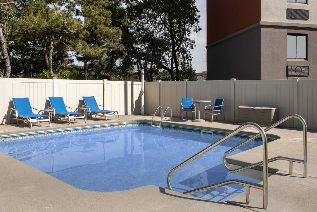 Holiday Inn Express Boston - Saugus by IHG