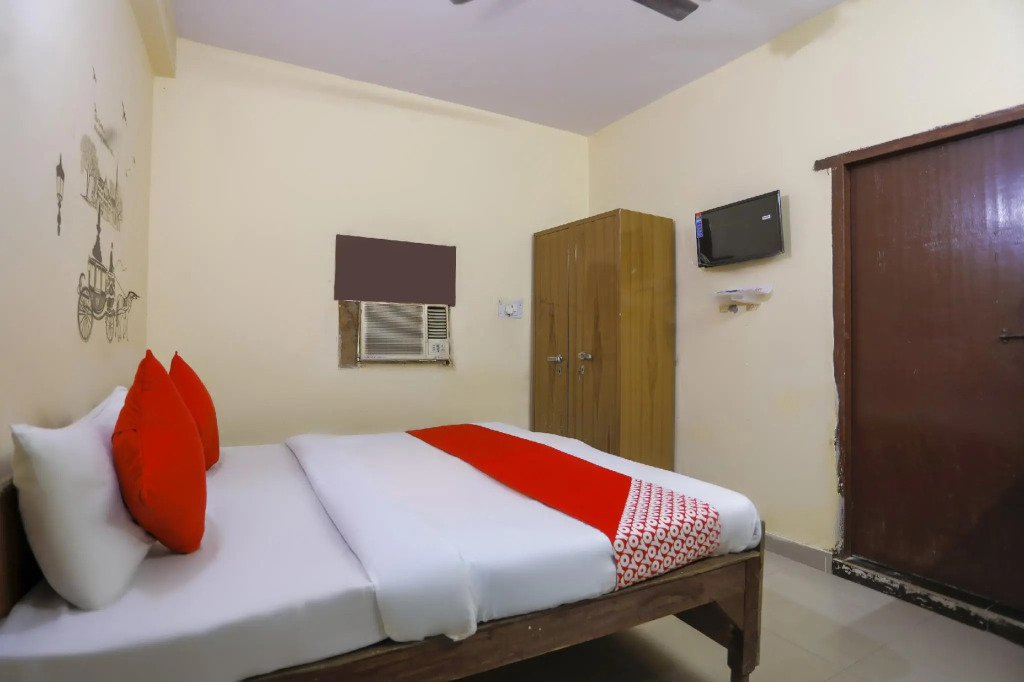 OYO 74693 Jmd Guest House