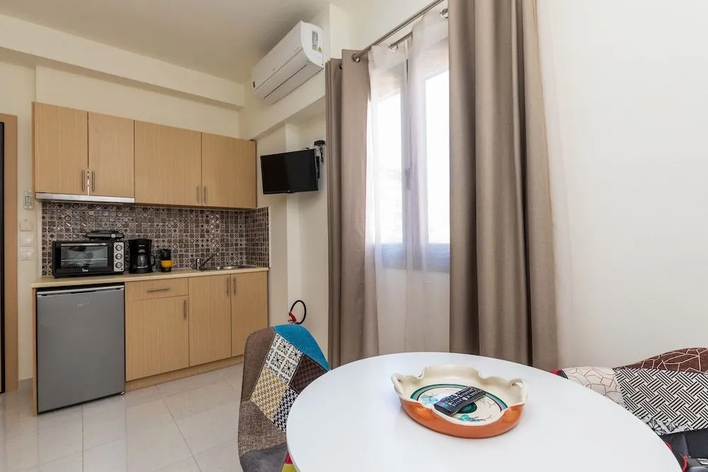 Central Stay Athens Psyri