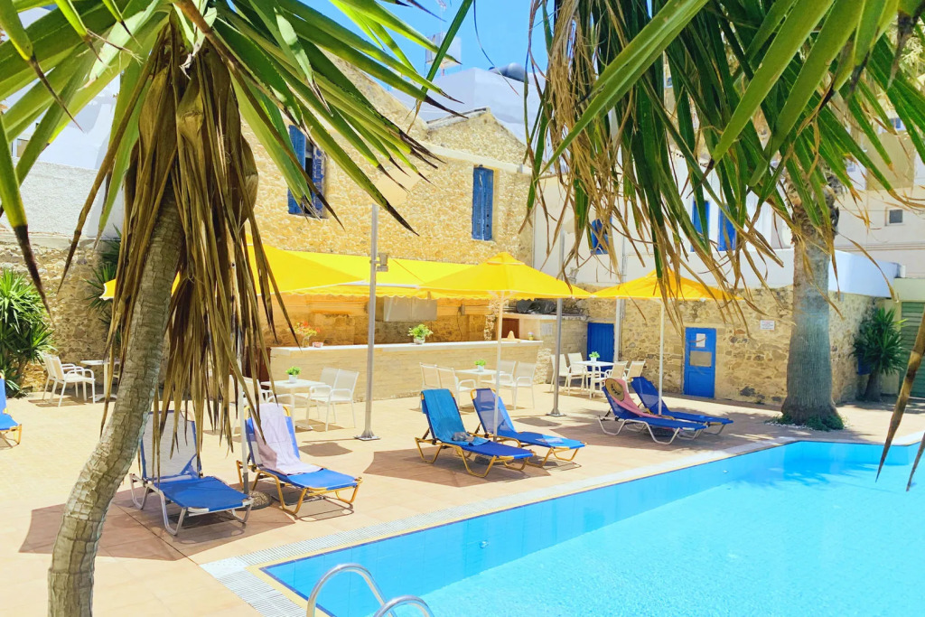 Kassavetis Apartments