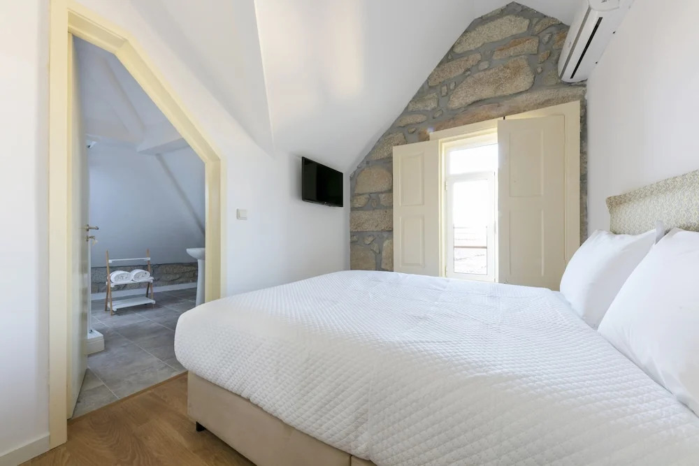 Casa Amarela Suites