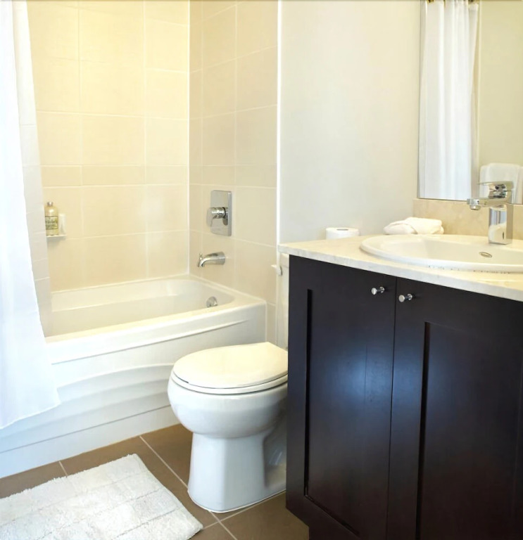 Pathway Luxury Suites - 4099 Brickstone