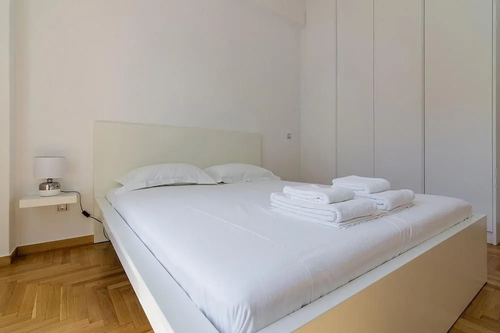 Spacious two bedroom apartment in Central location
