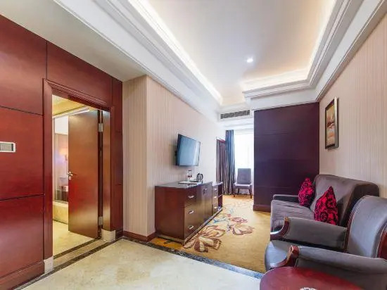 Vienna Classic Hotel (Changde Railway Station)