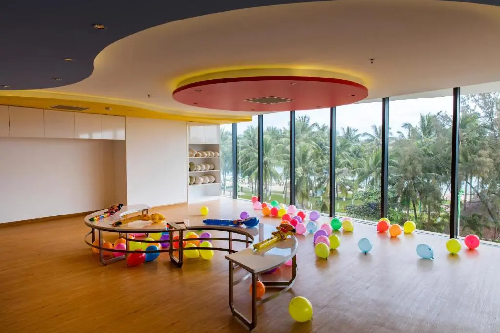 Отель Starcity Bayfront Nha Trang