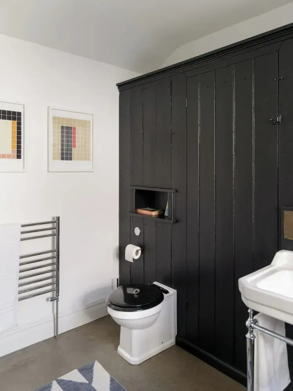 Beautiful 3 Bedroom Home in Bristol
