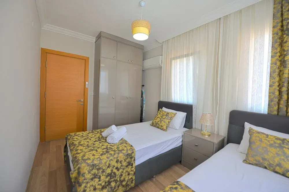 Ozgur City Residence