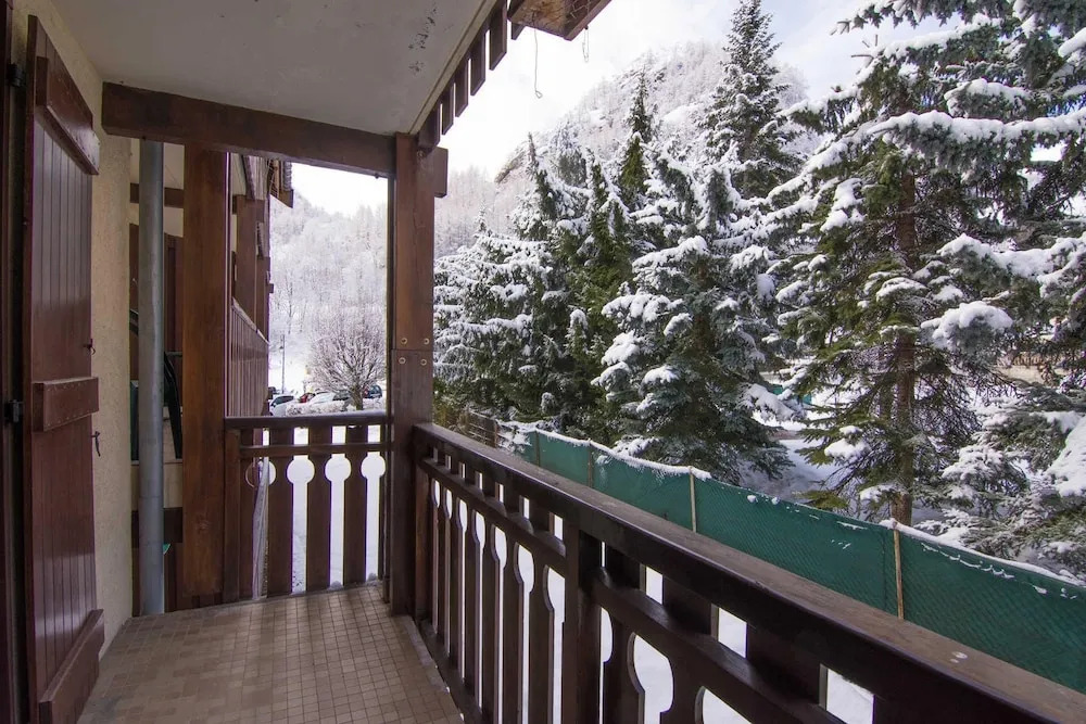Cretes N°120 : Studio Cabine 4 Personnes / Studio Cabin 4 People